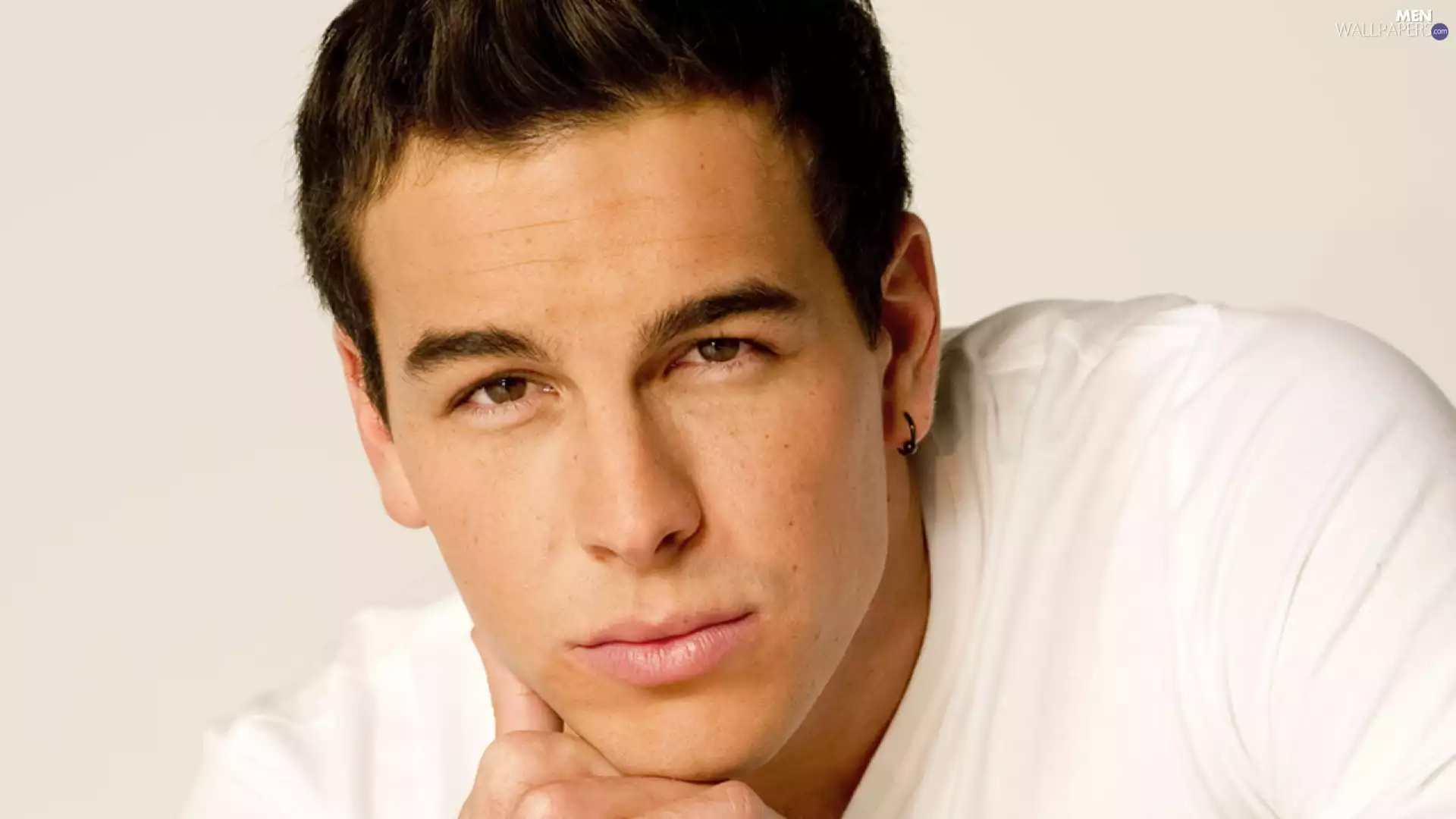 Mario Casas, a man, actor