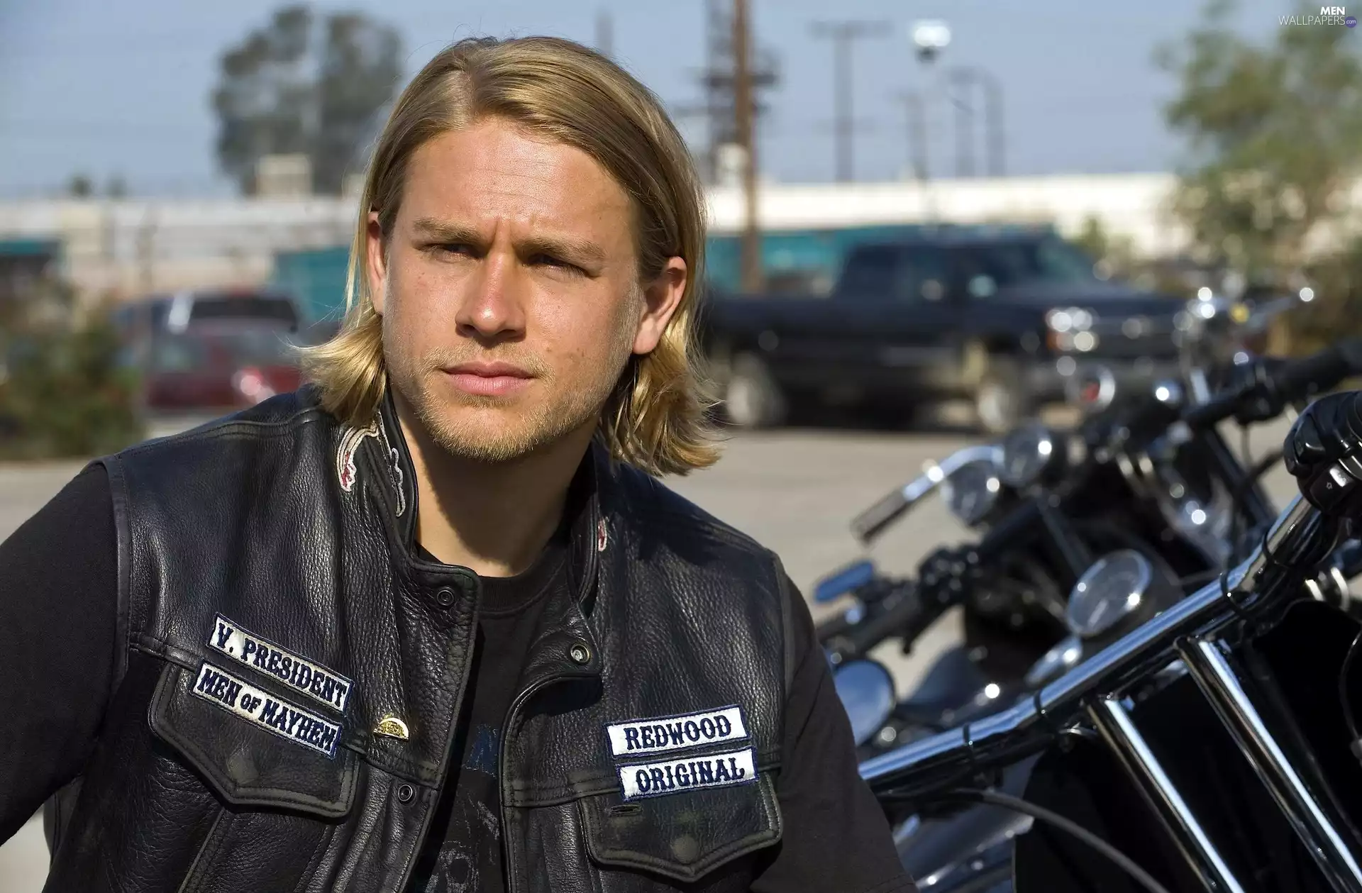 Charlie Hunnam, Sons of Anarchy, Sons of Anarchy, Jacked