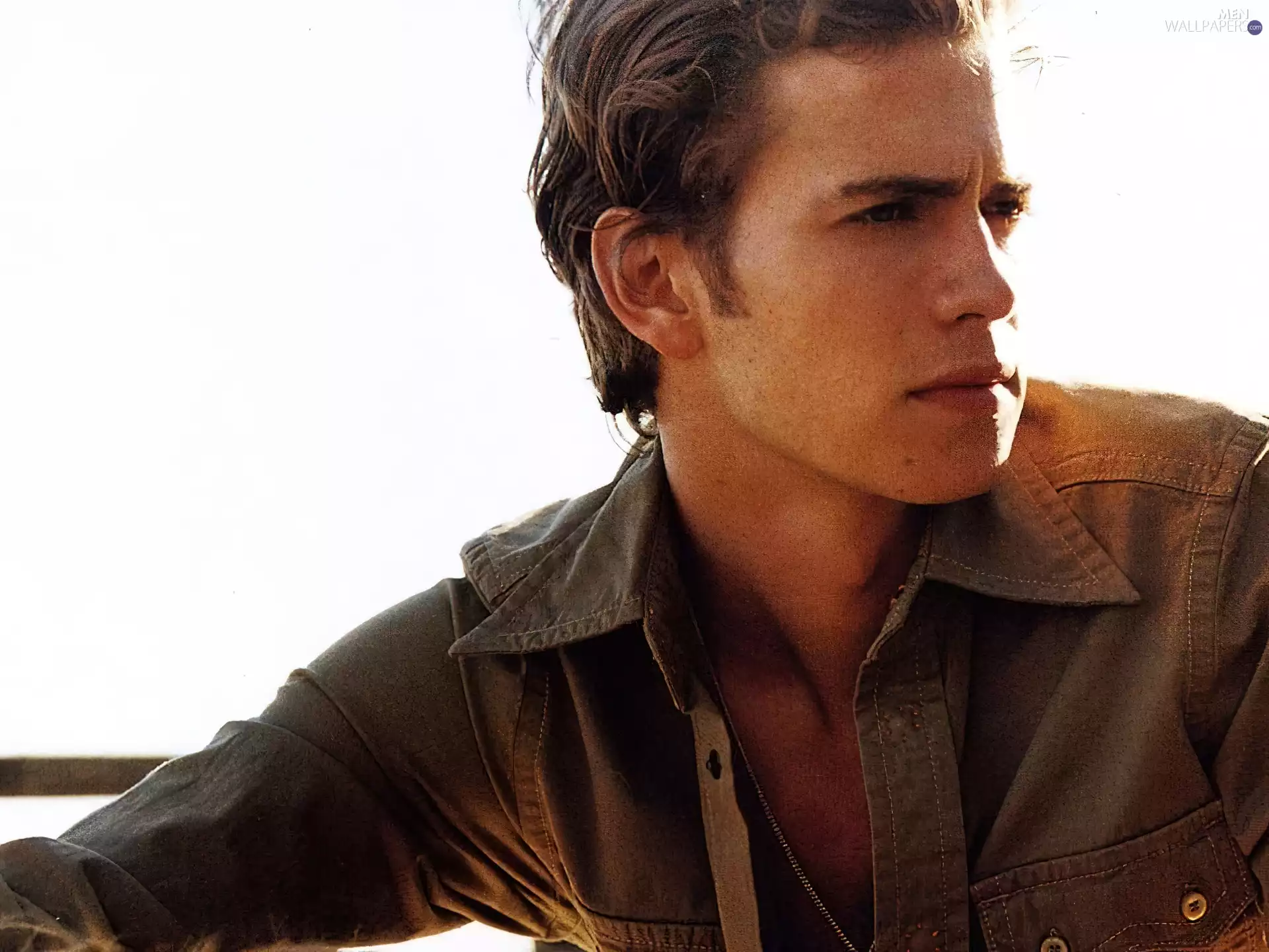 beige shirt, Hayden Christensen, Blond hair