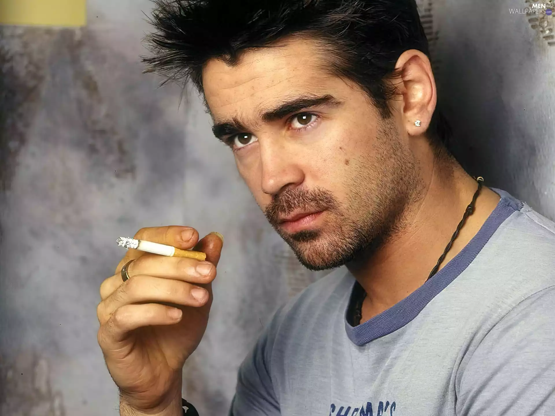 Colin Farrell, Cigarette