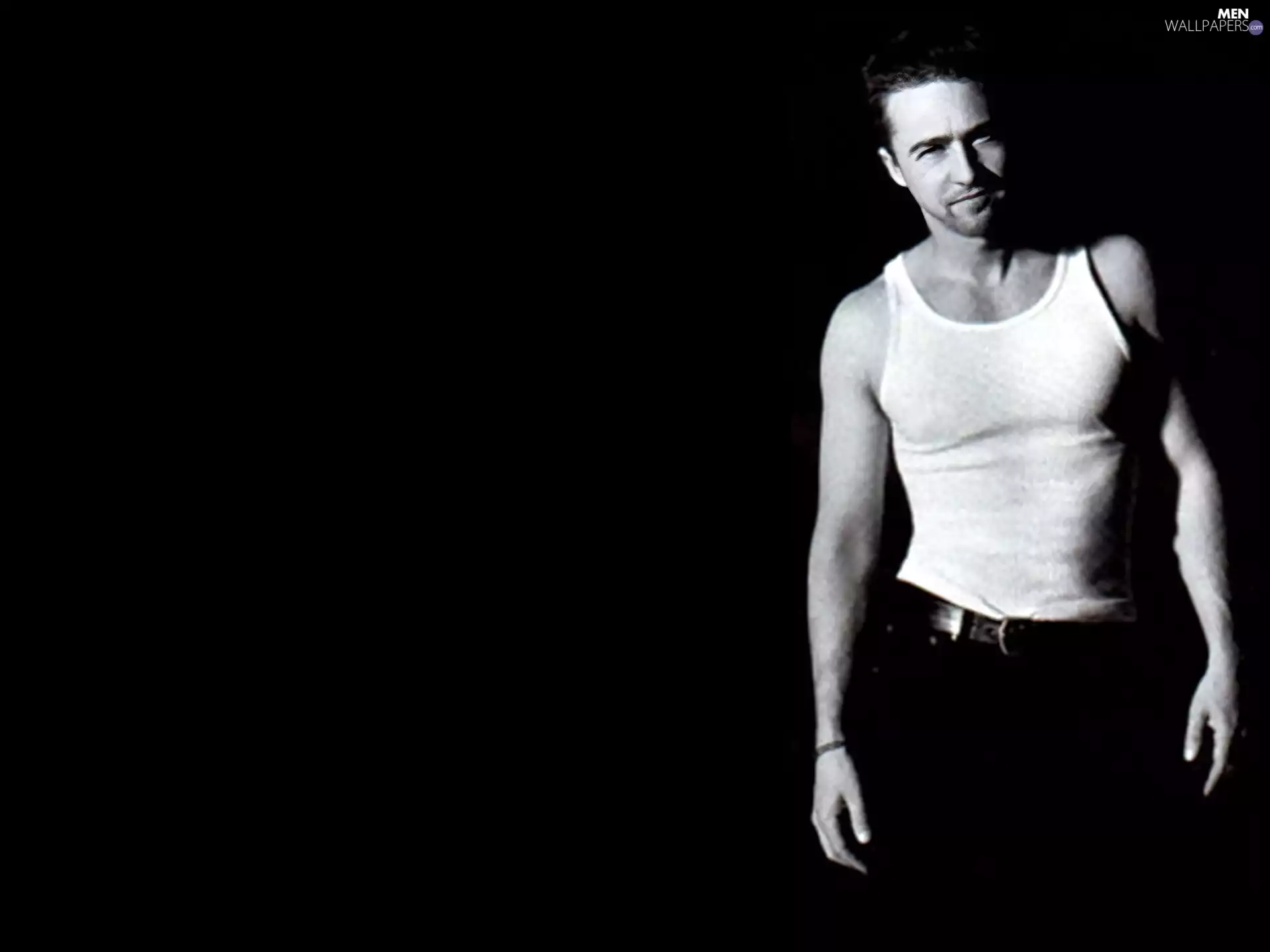 Belt, Edward Norton, White shirt