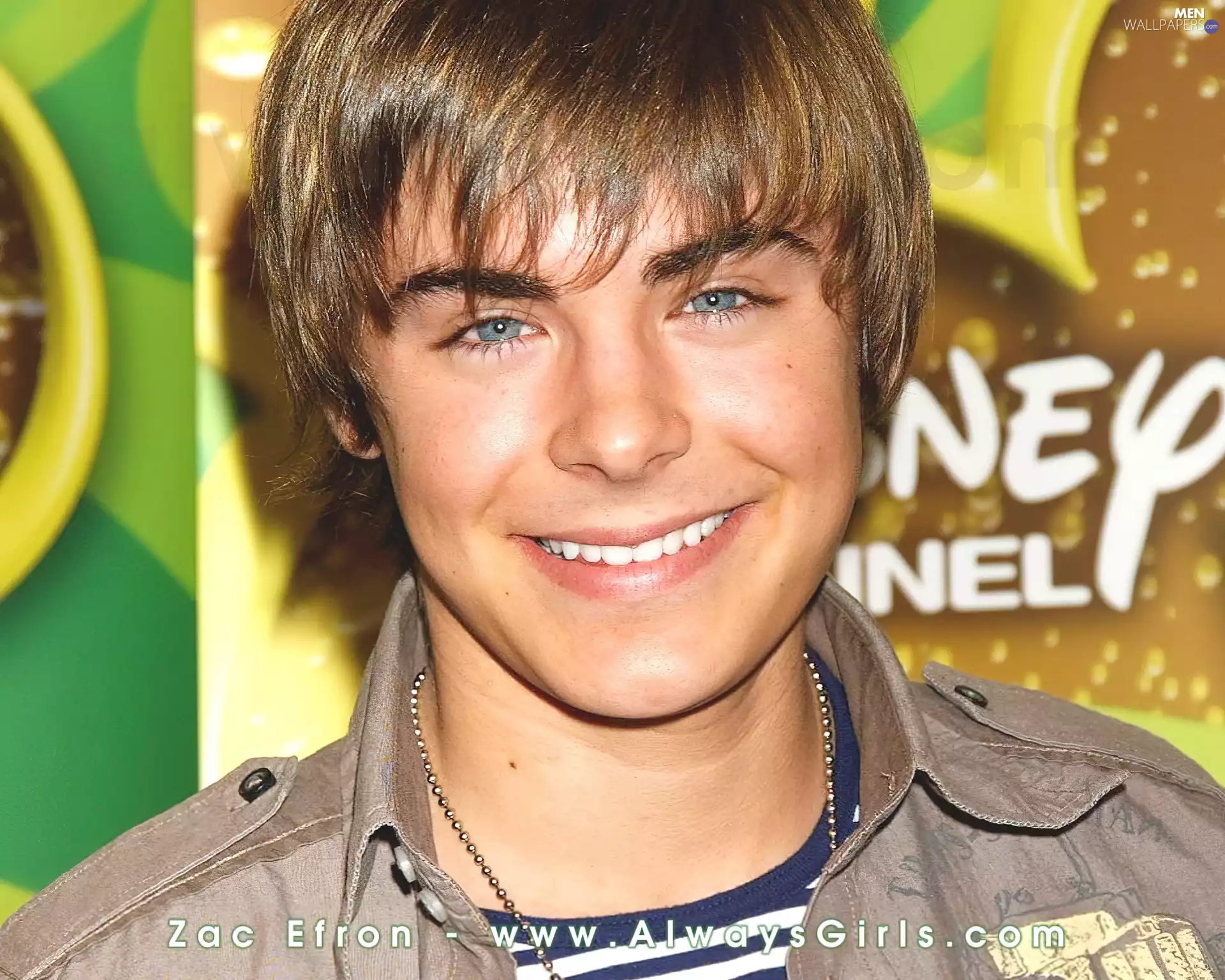 Zac Efron, Blue eyes