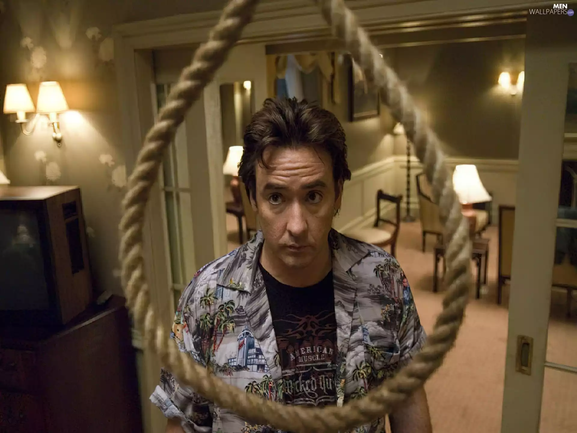 Room, John Cusack, gallows