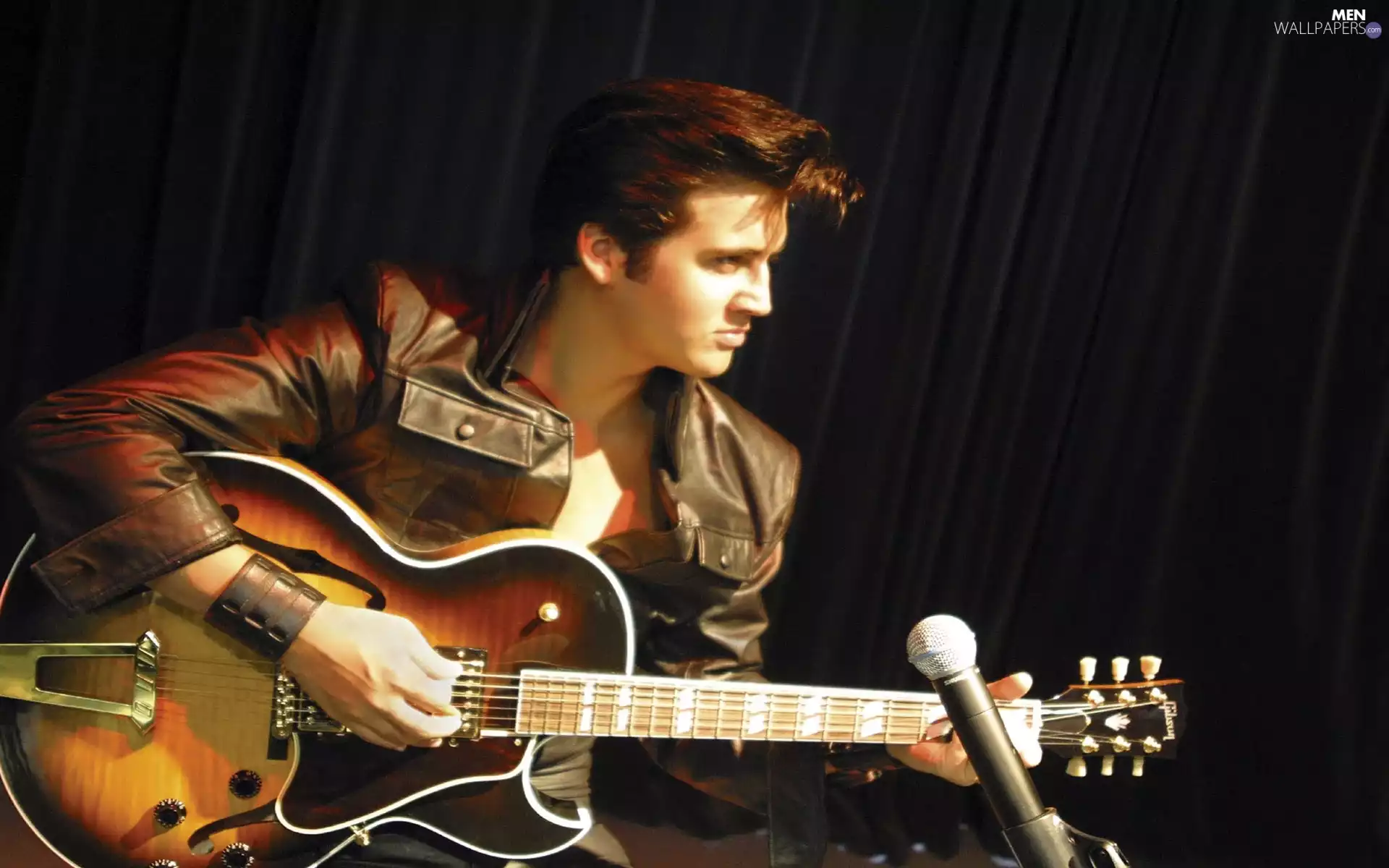 Jacked, Elvis Presley, Guitar