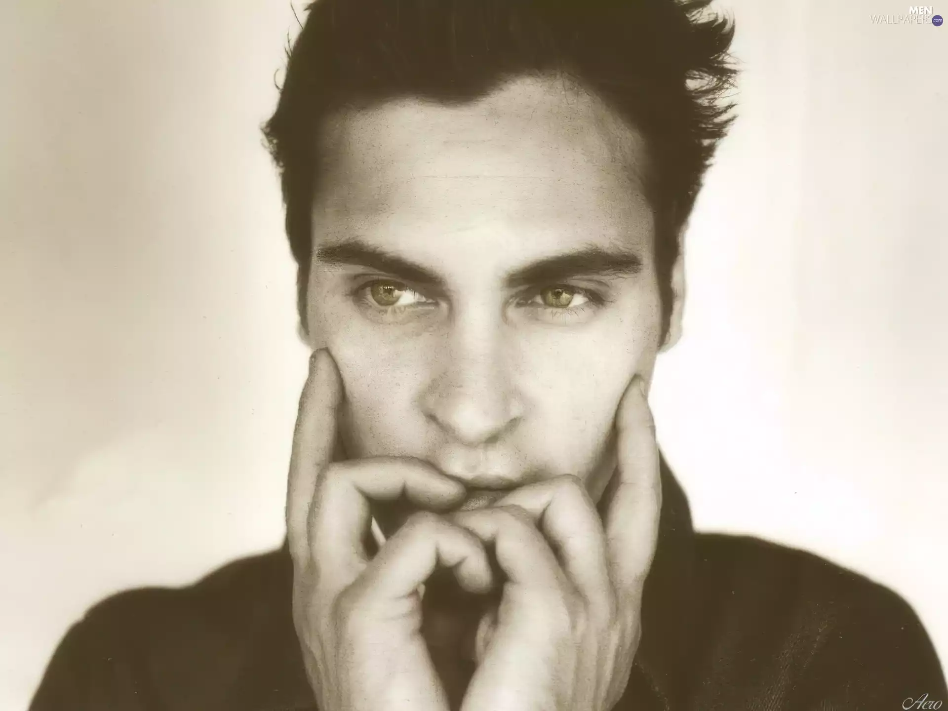 hands, Joaquin Phoenix, dark hair