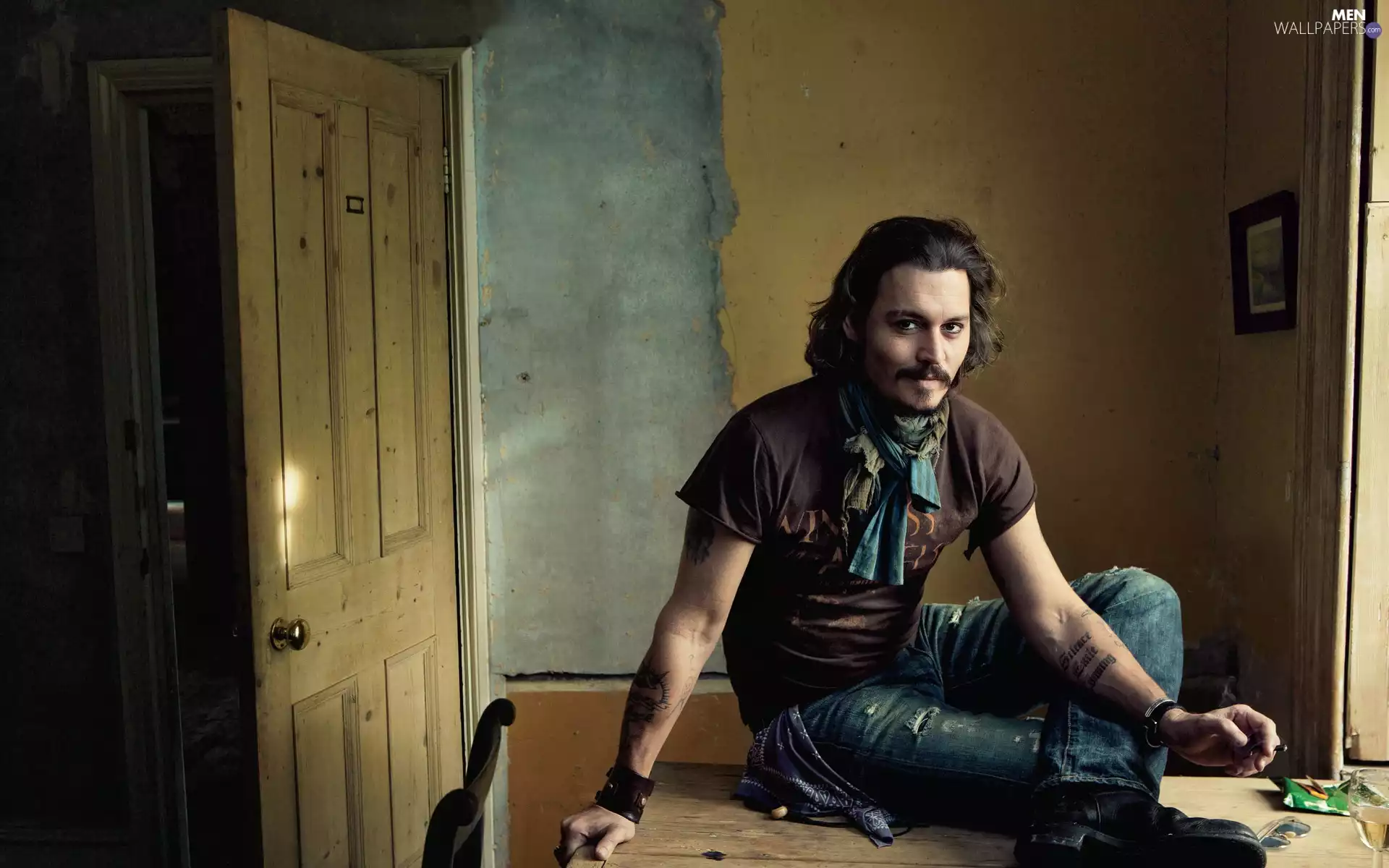 Johnny Depp, Cigarette