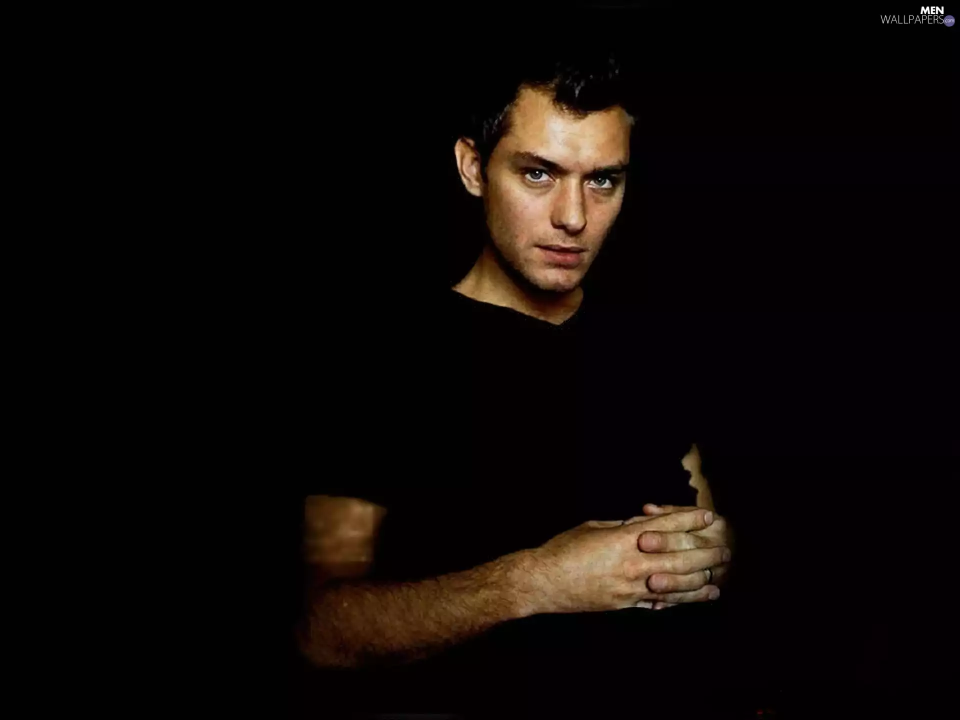 Jude Law, black t-shirt