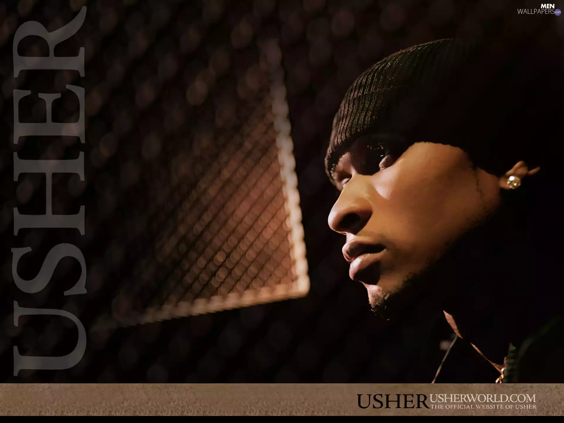 Usher Raymond IV, ear-ring