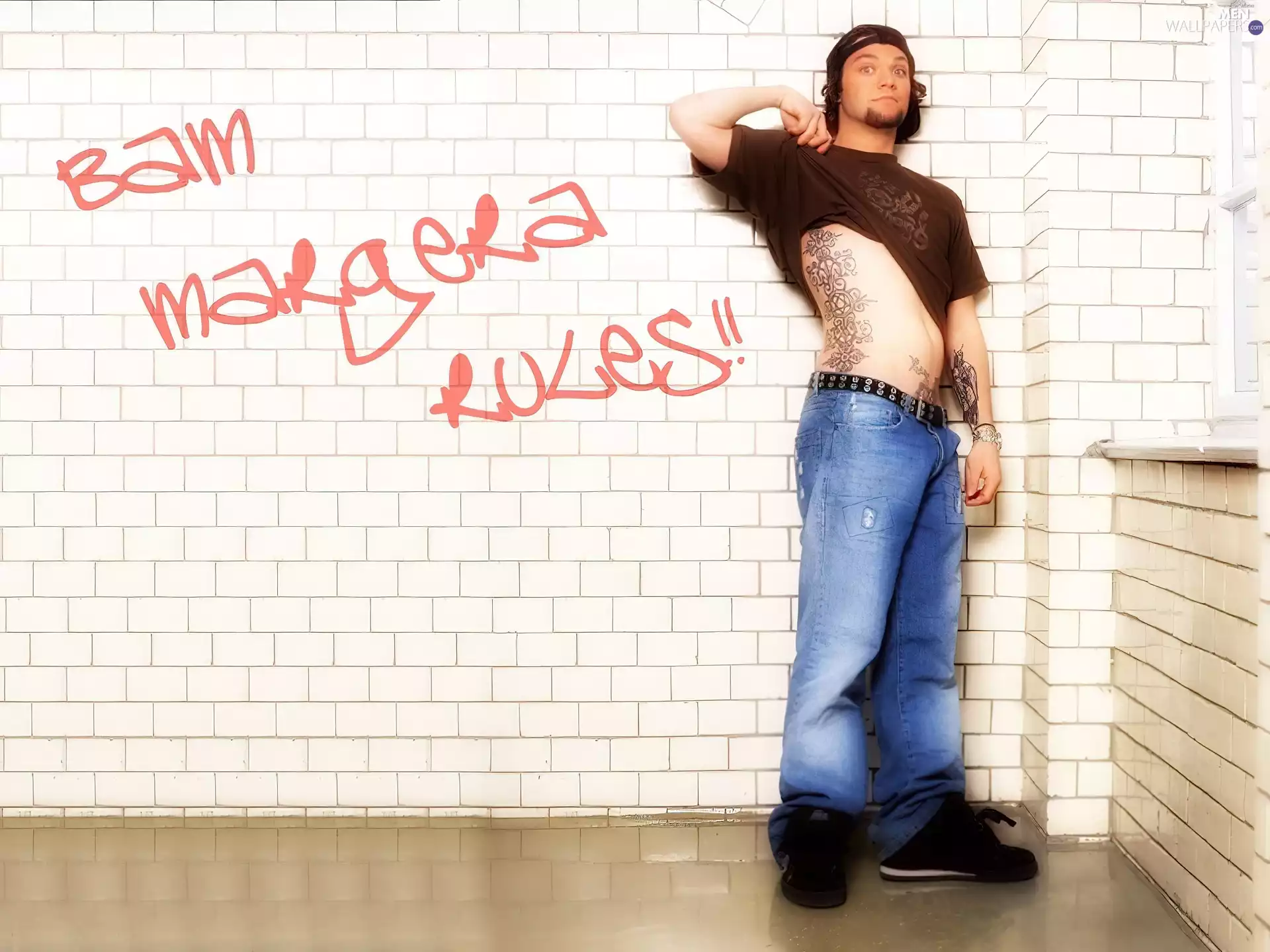 T-shirt, Bam Margera, Brown