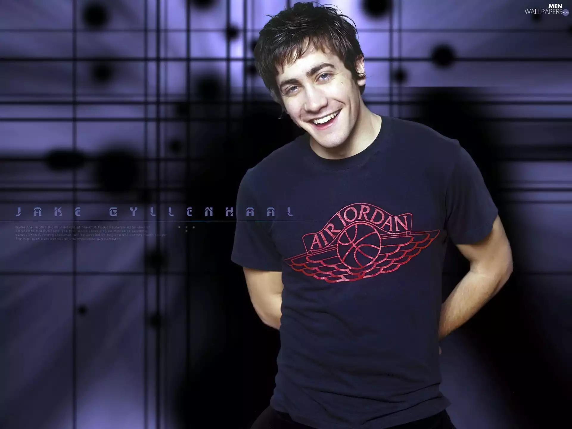 Jake Gyllenhaal, Black shirt