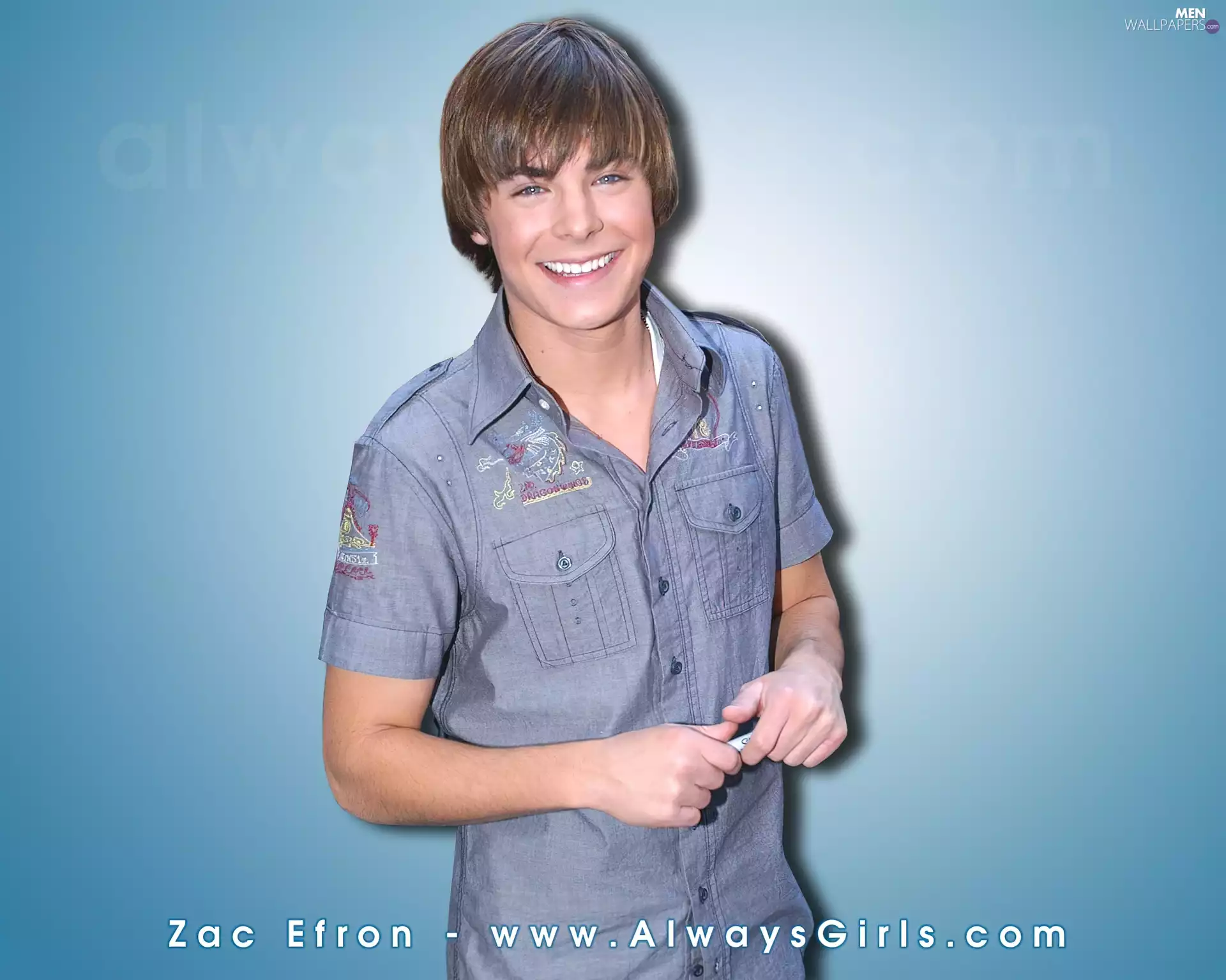 Zac Efron, blue shirt
