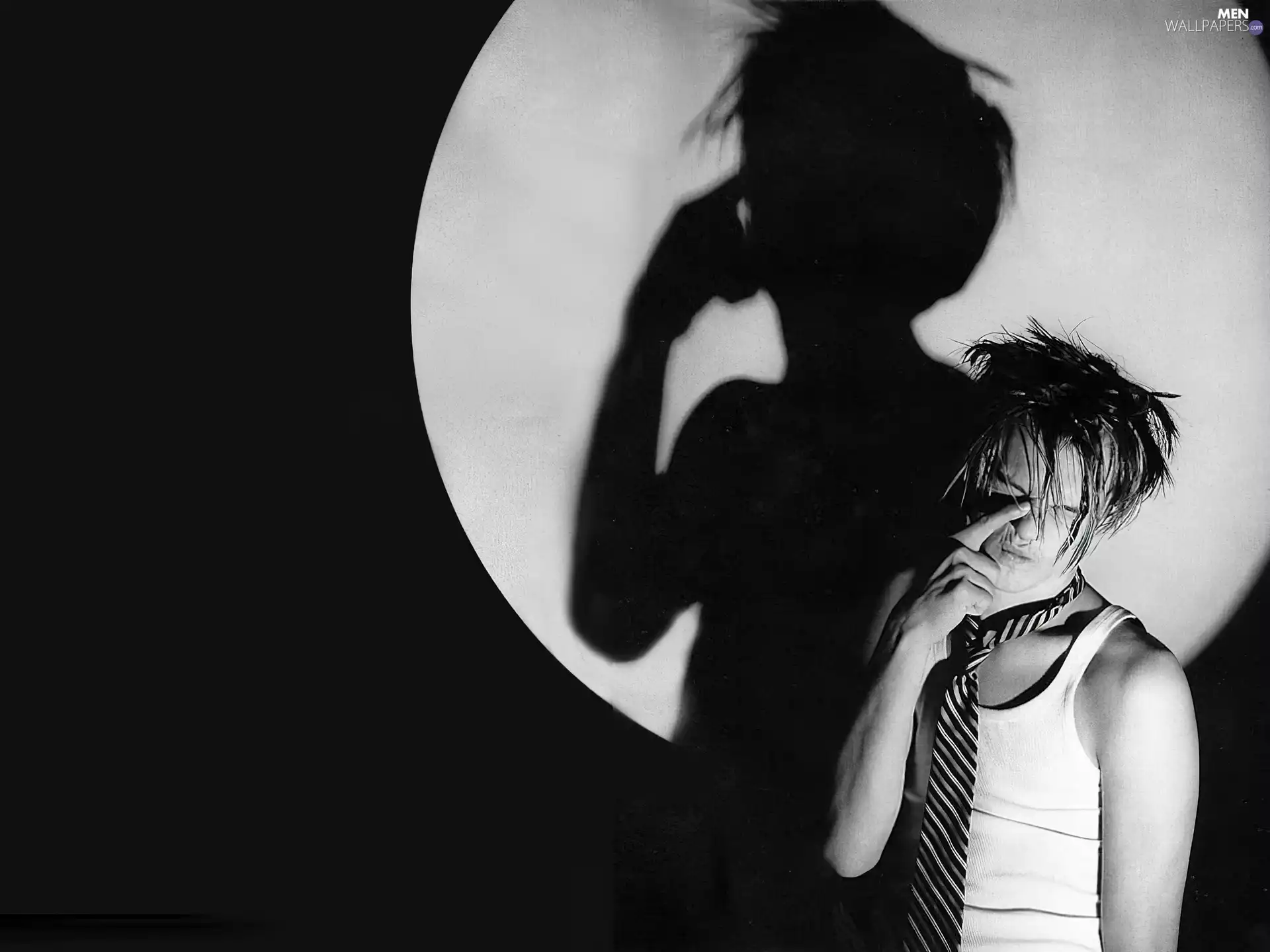 Leonardo DiCaprio, striped tie