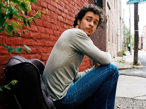 Amos Lee, singer