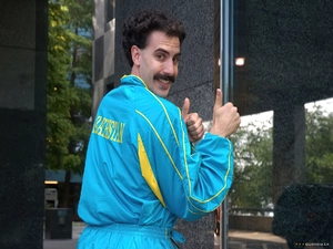 Sasha Baron Cohen, blue tracksuit