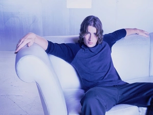 Hair, Brendan Fehr, Brown