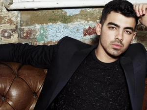 Sofa, Joe Jonas, Coat