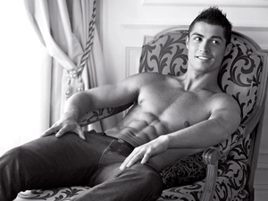 Cristiano Ronaldo, Armchair