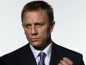 Daniel Craig