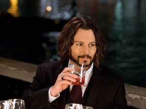 a man, Johnny Depp, Drink, actor
