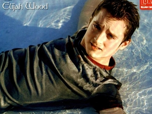 water, Elijah Wood, Blue eyes