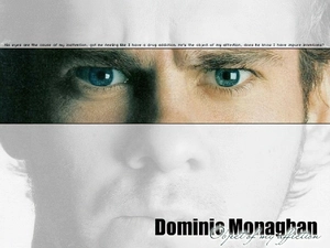 Dominic Monaghan, Blue eyes