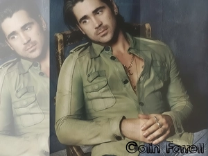 green shirt, Colin Farrell, gold chain