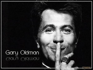 signet, Gary Oldman, finger