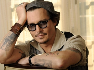 Hat, actor, tattoos, Johny Depp, a man, Glasses, Smile
