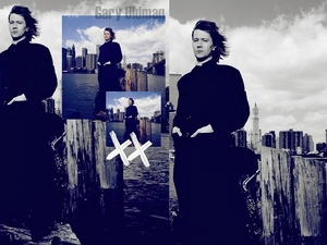 Gary Oldman, black jacket