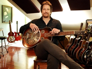 Jerry Douglas, Guitars