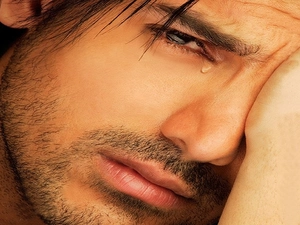 John Abraham, tear
