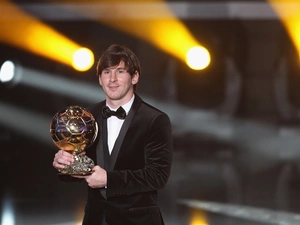 Ball, Lionel Messi, Golden automobile