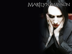Marilyn Manson, Coat