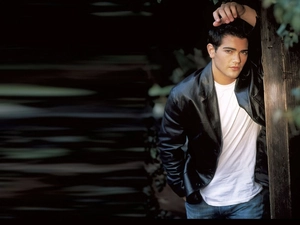 White shirt, Jesse Metcalfe, Black jacked