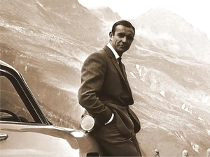 Mountains, Sean Connery, motor car