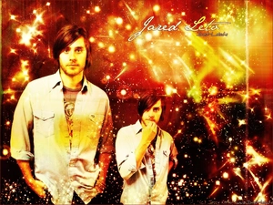 Jared Leto, beige shirt