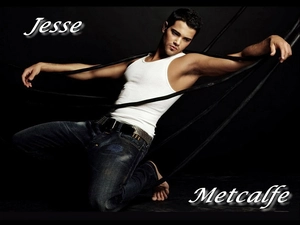 Jesse Metcalfe, White shirt