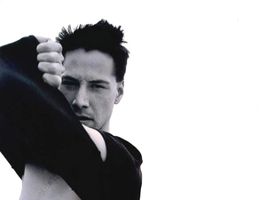 Keanu Reeves, Black Suit