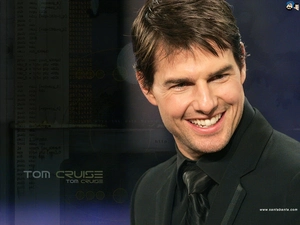 Tom Cruise, Black Suit