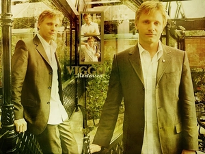 Viggo Mortensen, Coat