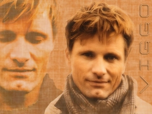 Viggo Mortensen, Scarf