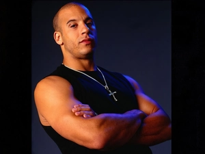 cross, Vin Diesel, neck chain