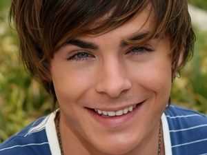 Zac Efron, Smile